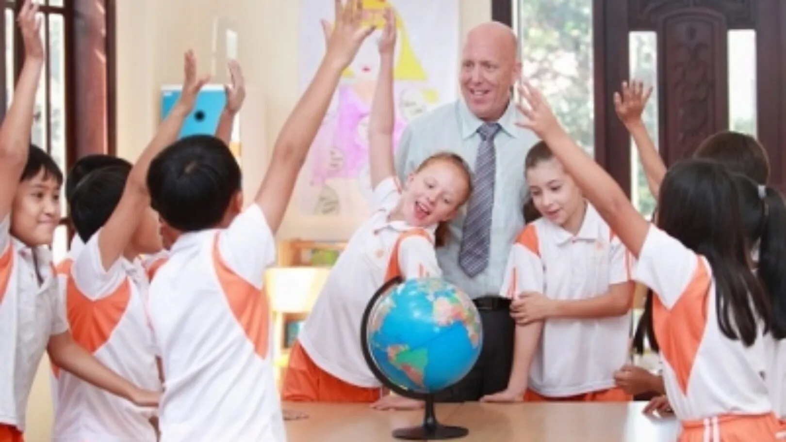 Teach in Vietnam at EIS!