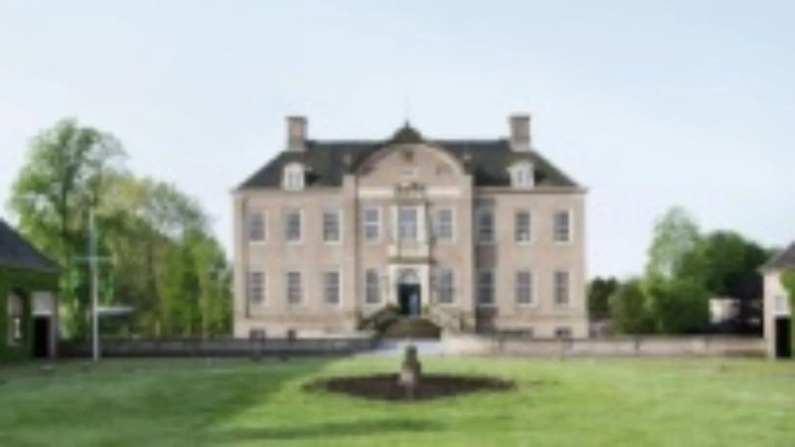 International Teaching on Castle Grounds in the Netherlands