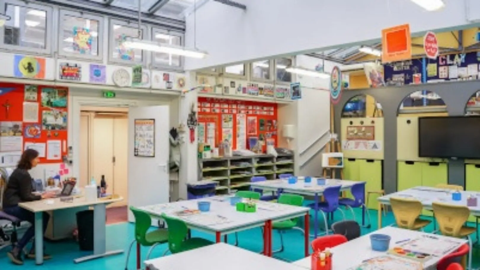 Paris Awaits! International Teaching at Marymount International School