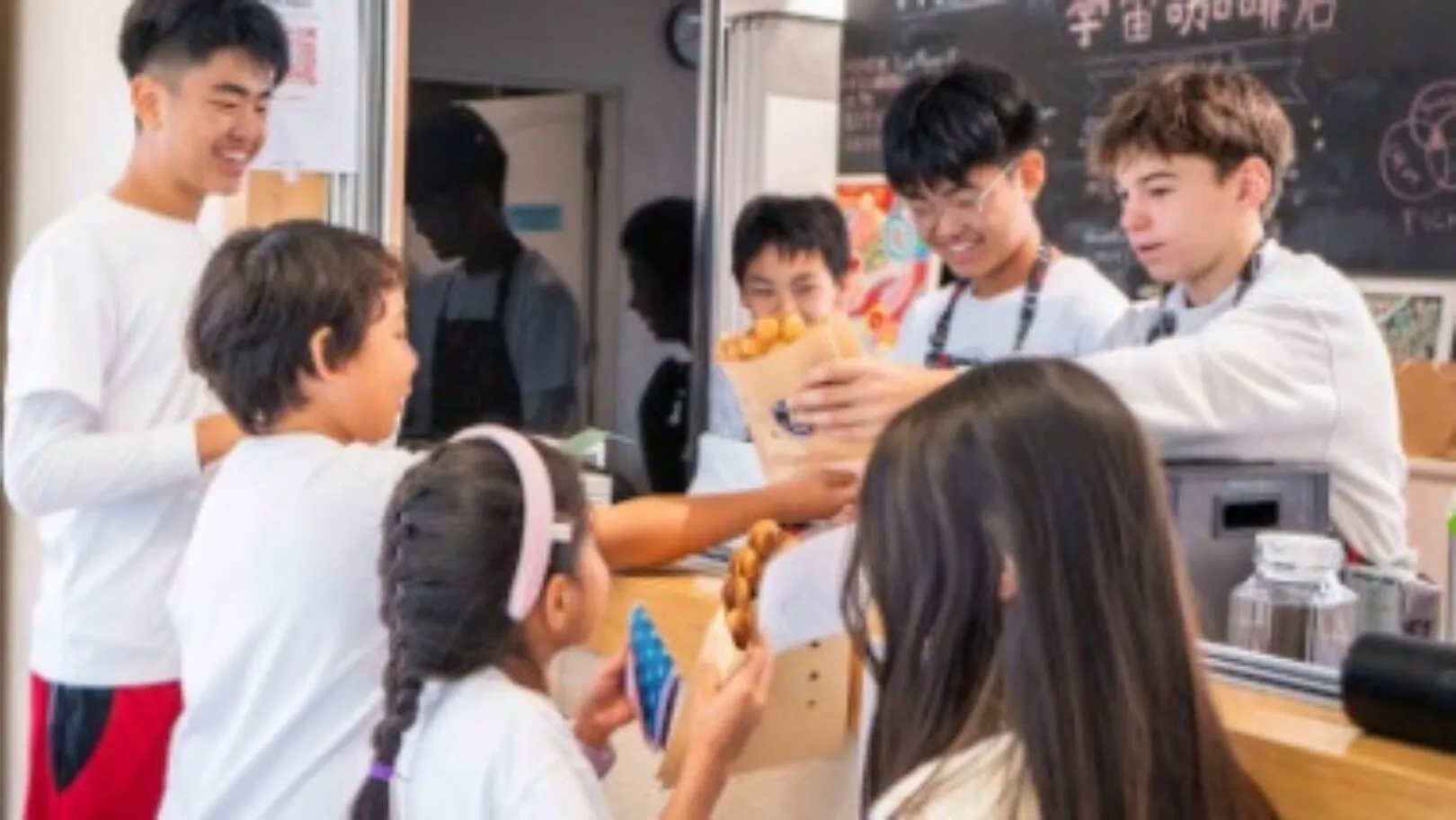 Inspire Young Learners in a Bilingual, International Setting at the International Montessori School, Hong Kong